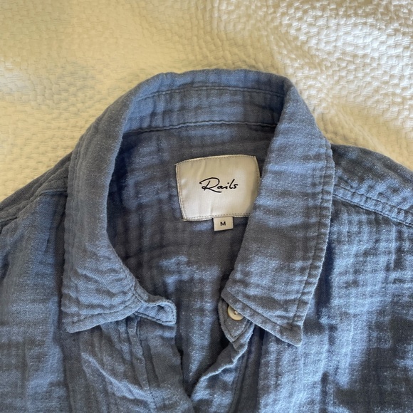 Rails Cotton Blue Button Up Blouse Size M - Picture 3 of 5
